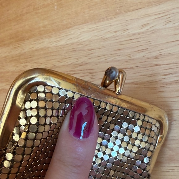 Vintage Gold Sequin Clutch or Cigarette Case - Picture 6 of 6